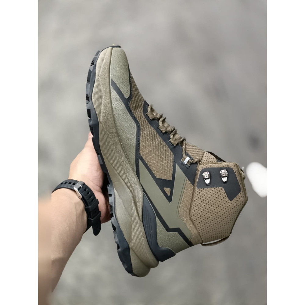 Bota Under Armour Storm Proof