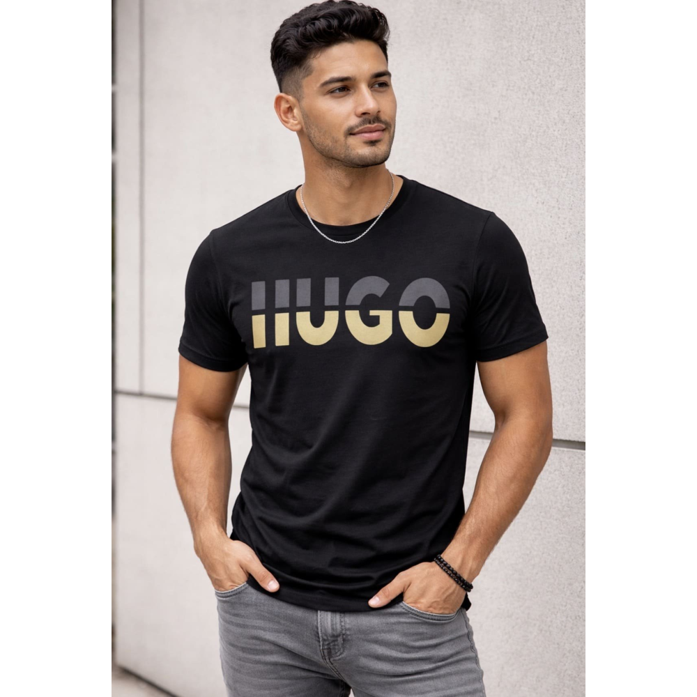 Playera Caballero Negra Emblematica