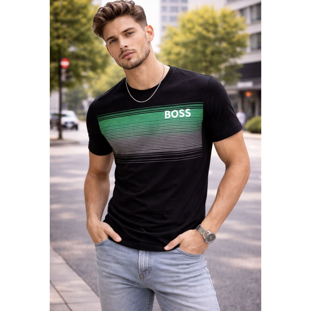 Playera Caballero Negra Emblematica